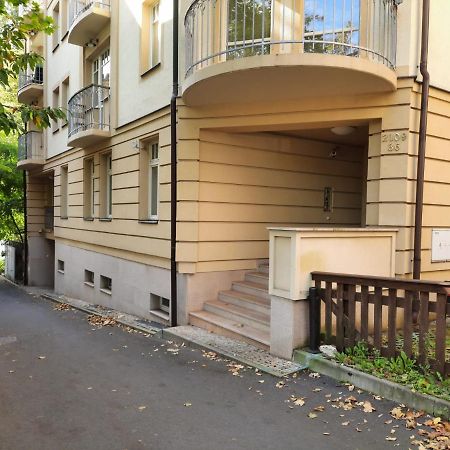 Apartman Nad Kolonadou Karlovy Vary Dış mekan fotoğraf
