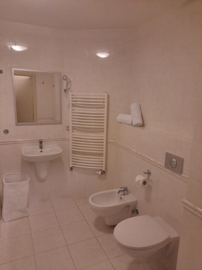Apartman Nad Kolonadou Karlovy Vary Dış mekan fotoğraf